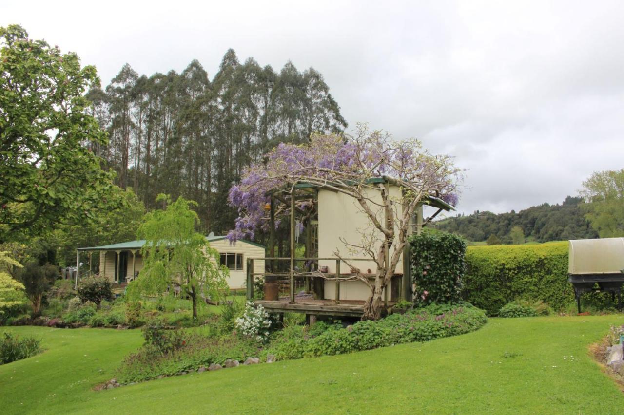Aramatai Gardens Bed & Breakfast Te Kuiti ภายนอก รูปภาพ